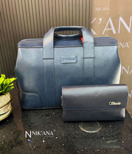 Load image into Gallery viewer, SKARLET015- Navy Leather Travel bag