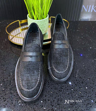 Load image into Gallery viewer, iLVi057-Lace up: Black