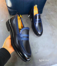 Load image into Gallery viewer, iLVi094-Slip on: Black