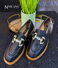 Load image into Gallery viewer, iLVi063-Slip on: Black