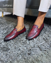 Load image into Gallery viewer, 227 - Lufiano Slip On: Burgundy