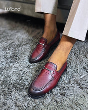Load image into Gallery viewer, 227 - Lufiano Slip On: Burgundy