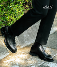 Load image into Gallery viewer, 124 - Lufiano Lace up: Black