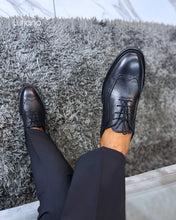 Load image into Gallery viewer, 124 - Lufiano Lace up: Black