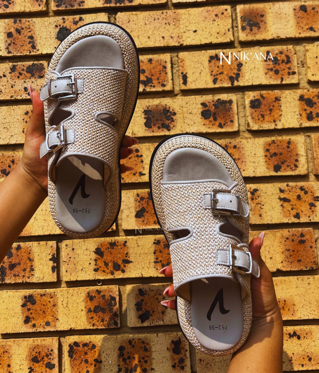 iLVi069-Sandals: Biege