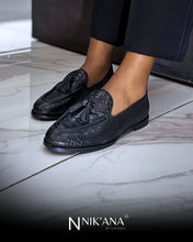 Load image into Gallery viewer, iLVi003-Slip on: Black