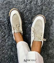Load image into Gallery viewer, iLVi012-Lace up: Beige