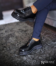 Load image into Gallery viewer, iLVi018-Lace up: Black