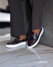 Load image into Gallery viewer, 250 - Lufiano Slip on : Burgundy