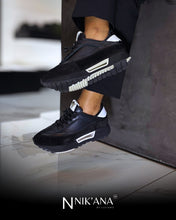 Load image into Gallery viewer, iLVi038-Lace up: Black