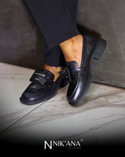 Load image into Gallery viewer, iLVi049-Slip on: Black