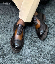 Load image into Gallery viewer, 124 - Lufiano Lace up: Brown