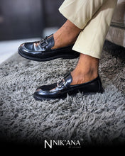 Load image into Gallery viewer, iLVi075-Lace up: Black