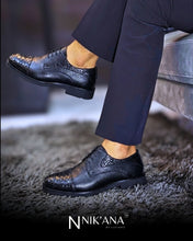 Load image into Gallery viewer, iLVi082-Lace up: Black