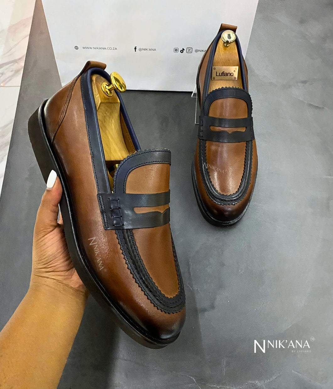 iLVi094-Slip on: Brown