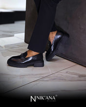 Load image into Gallery viewer, iLVi015-Slip on: Black