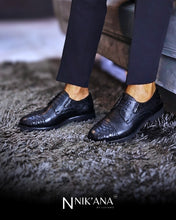 Load image into Gallery viewer, iLVi082-Lace up: Black