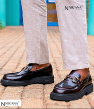 Load image into Gallery viewer, FD006-Slip on : Burgundy