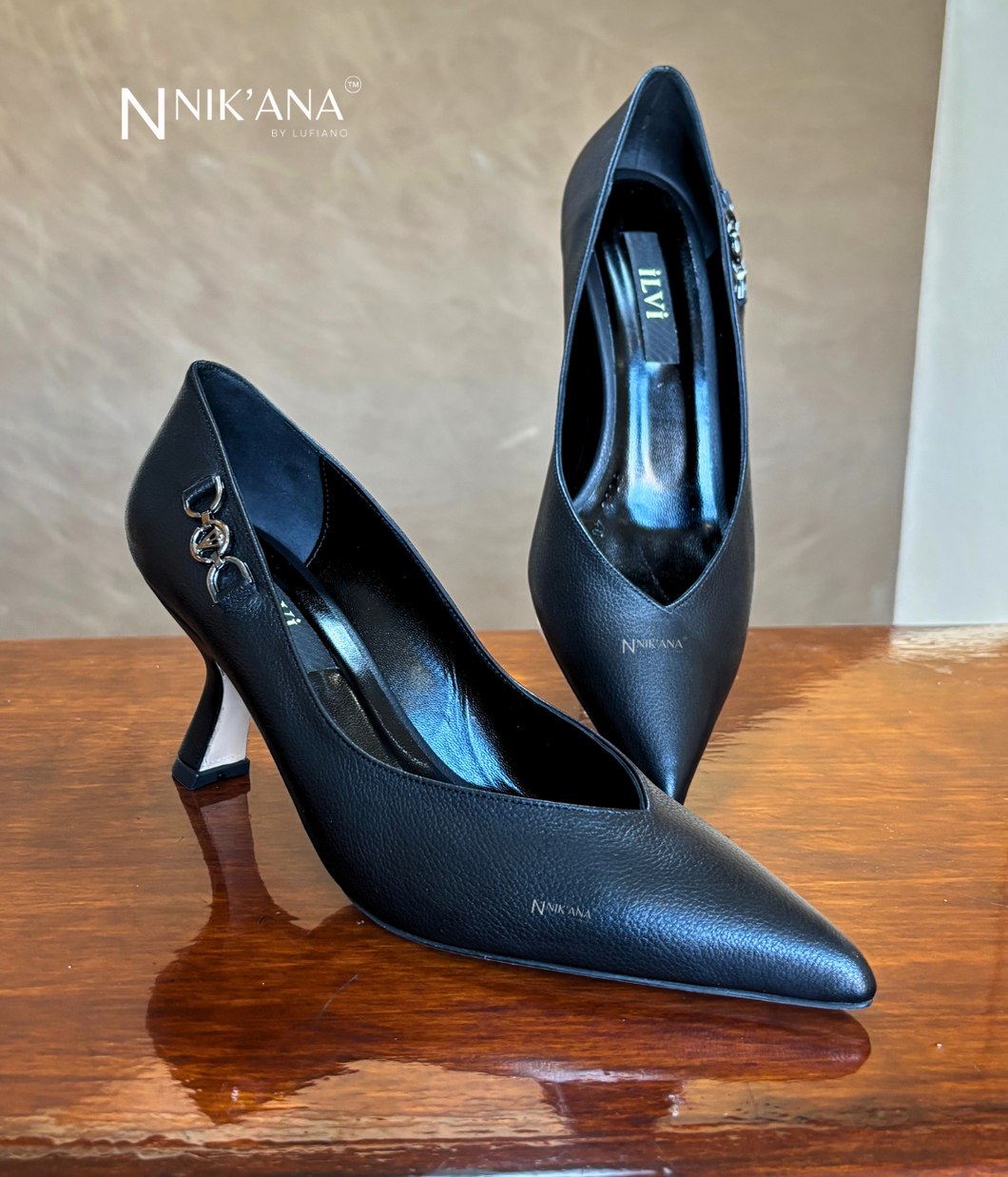 iLVi007-High Heels: Black