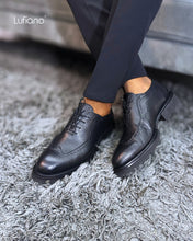 Load image into Gallery viewer, 124 - Lufiano Lace up: Black
