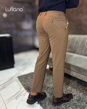 Load image into Gallery viewer, 38346 Pants: Light brown