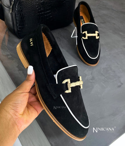 iLVi076-Slip on: Black