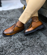 Load image into Gallery viewer, 235- Lufiano Lace up: Brown