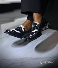 Load image into Gallery viewer, iLVi115-Slip on: Black