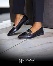 Load image into Gallery viewer, iLVi048-Slip on: Black