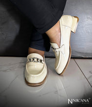 Load image into Gallery viewer, iLVi105-Slip on: Cream