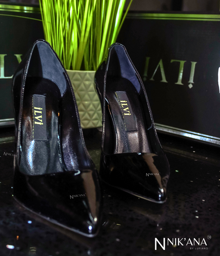 iLVi033-High Heels: Black