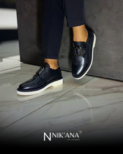 Load image into Gallery viewer, iLVi035-Monk strap: Black