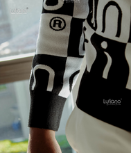 Load image into Gallery viewer, LFN007: Long sleeve Knit Top: Black-White