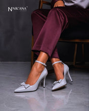 Load image into Gallery viewer, iLVi104-High Heels: Grey