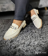Load image into Gallery viewer, iLVi105-Slip on: Cream