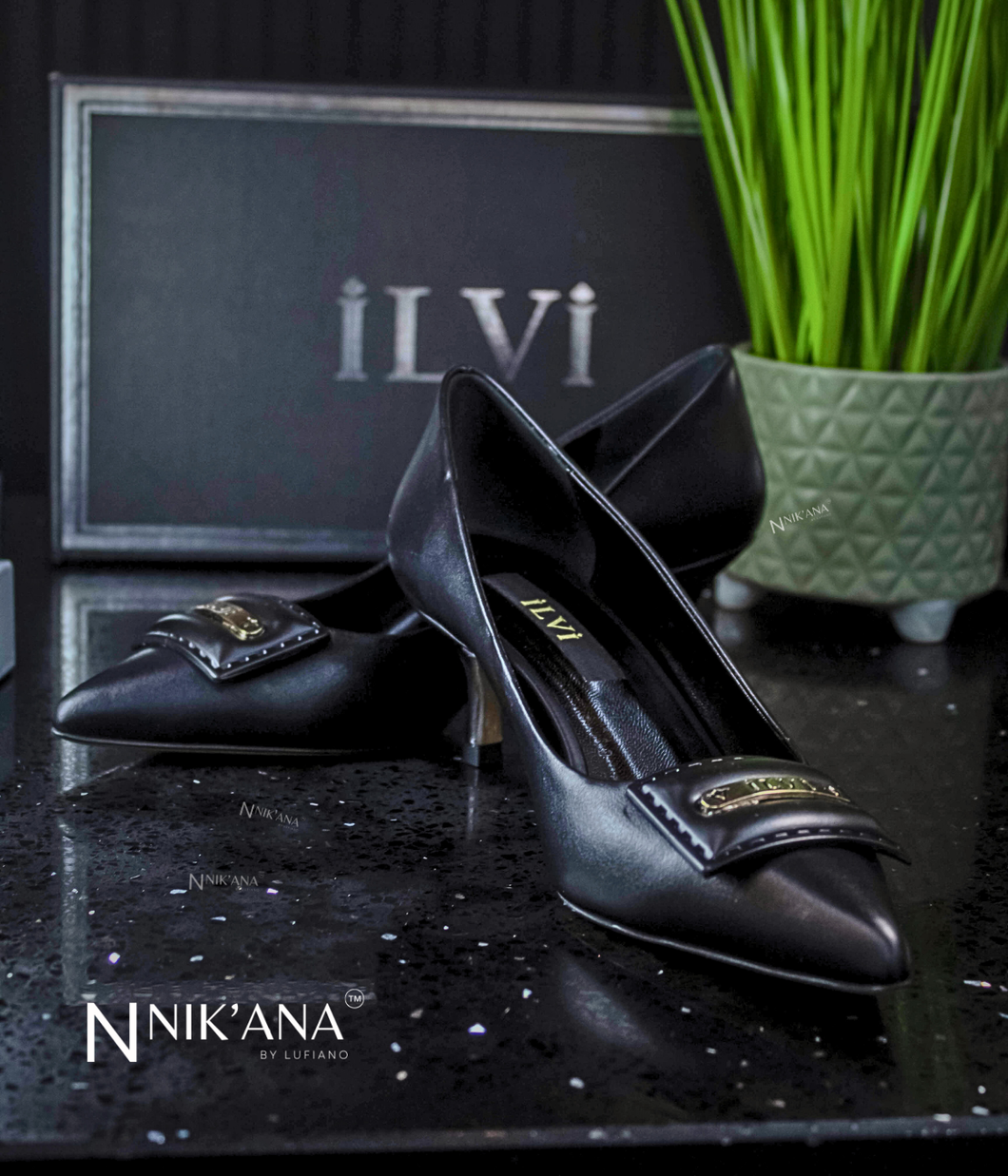 iLVi031-High Heels: Black