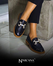 Load image into Gallery viewer, iLVi063-Slip on: Black