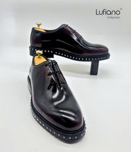 Load image into Gallery viewer, 243 - Lufiano Lace up: Burgundy