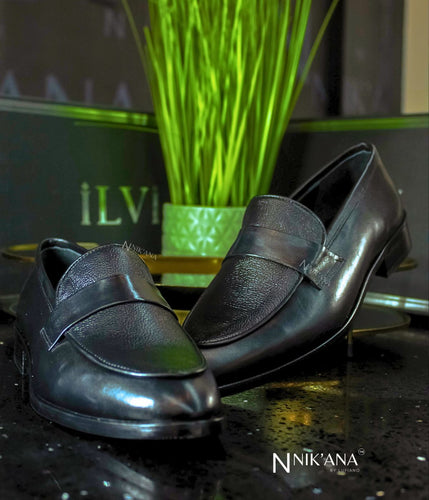 iLVi021-Slip on: Black