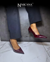 Load image into Gallery viewer, iLVi110-High Heels: Burgundy