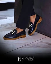 Load image into Gallery viewer, iLVi063-Slip on: Black