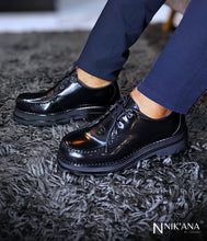 Load image into Gallery viewer, iLVi018-Lace up: Black