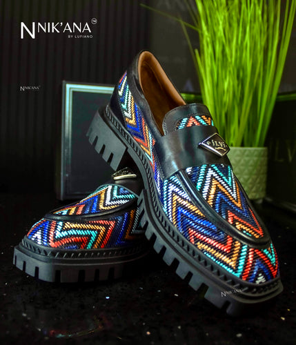 iLVi037-Slip on: Black-Colored