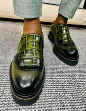 Load image into Gallery viewer, 147  Lufiano Slip On: Olive