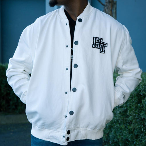 J.E8888: Jean Jacket: Ecru