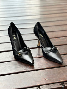 iLVi004-High Heels: Black