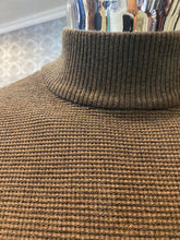 Load image into Gallery viewer, 11335: Turtle neck:  Brown