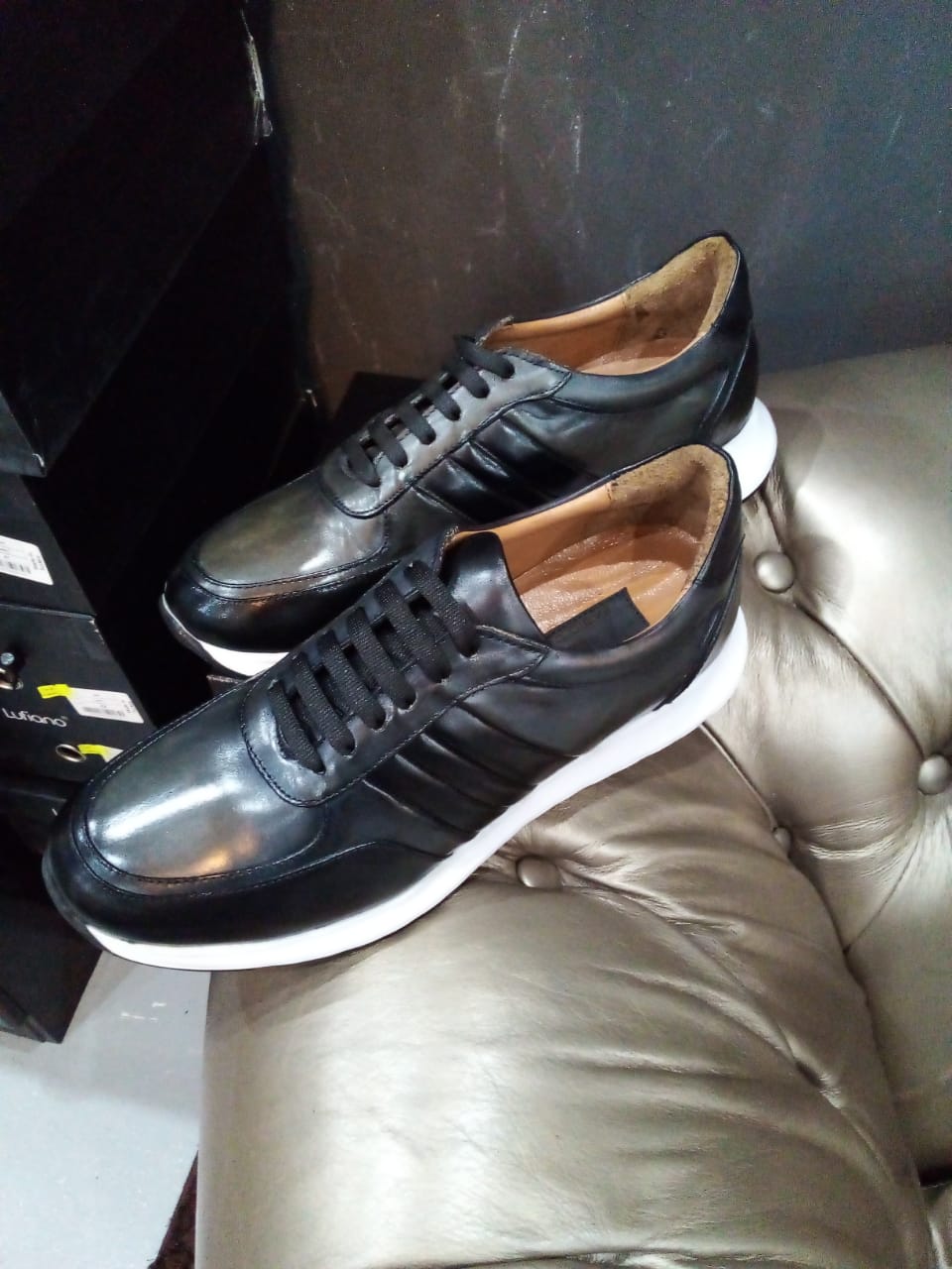 094- Fabio DIVAYO Leather Sneaker- Black